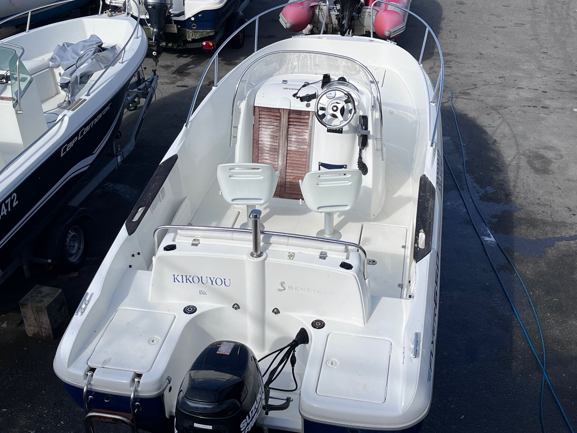 slider 7 Beneteau Flyer 650 Open